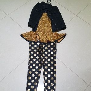 Preowned Dance Costume Set